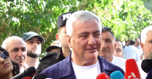 Ամեն ինչ անելու ենք, որ այս չարիքի իշխանությունների թաթիկները չհասնեն Տիգրանաշենին․ Սամվել Կարապետյանի ճեպազրույցը՝ կետերով