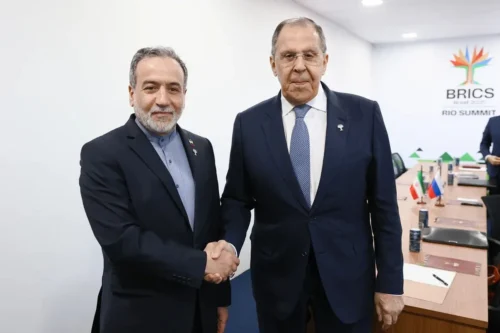 Իրանի ԱԳՆ-ն հայտնել է՝ ինչի մասին են խոսել Արաղչին ու Լավրովը