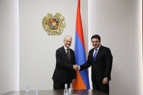 Սիմոնյանը Եվրոպական հանձնաժողովի ներկայացուցչի հետ քննարկել է ՀՀ-ԵՄ հարաբերությունների զարգացումը
