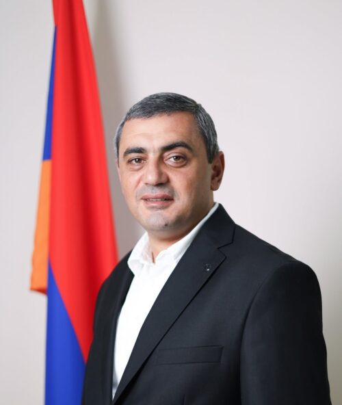 «Ուժեղ Հայաստան» կուսակցության՝ Ստեփանավանի համայնքապետի թեկնածու Արսեն Գևորգյանը ձերբակալվել է