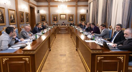Մայր Աթոռը հյուրընկալել է իրավաբանների․ վերջիններս փաստել են՝ Եկեղեցու ղեկավարման հարցերն ԱԺ իրավասության մեջ չեն