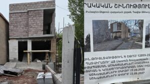 Սասուն Խաչատրյանը կանաչ տարածքի հաշվին երկհարկանի շինություն է կառուցել. «Հետք»