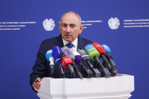 Պետք լինի՝ աթոռով էլ կջարդենք․ Փաշինյանի ճեպազրույցը՝ կետերով