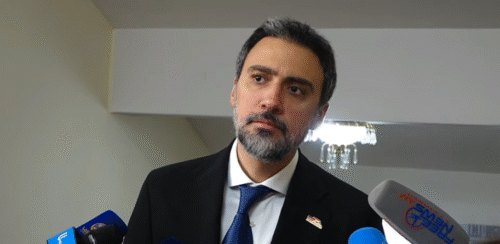 Ի վերջո, սա Ազգային ժողով է, և այստեղ նման բաները վատ ազդակ են բանակին ու հասարակությանը․ Արամ Վարդևանյան