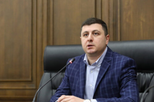 Սահմանը հատած ադրբեջանցու մասին տեղեկություն հայտնելու մասին պետական մարմիններից պահանջվեց մեկ օր․ Աբրահամյան